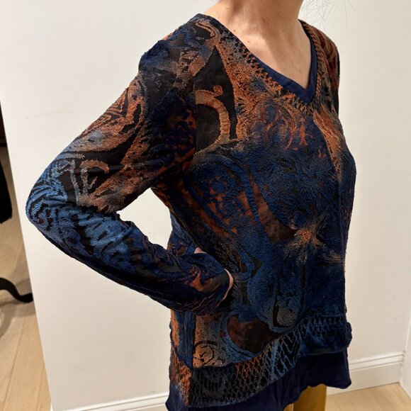 ๐ Sale! ๐ Kamana burnout tie-dye multi-layered V-neck sweater, L - Picture 1 of 8